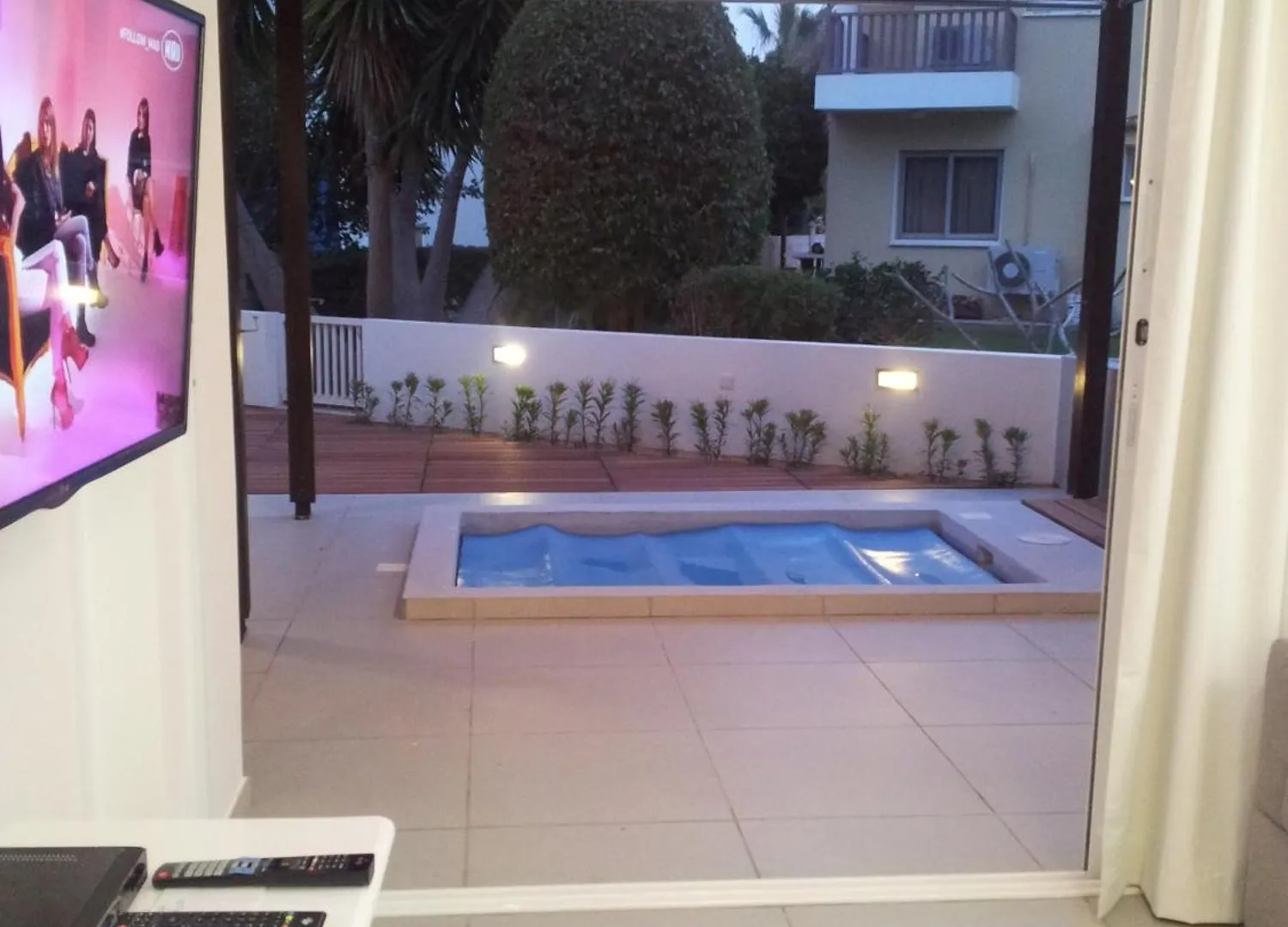 Yialos Holiday Apartments Periwolia Cypr