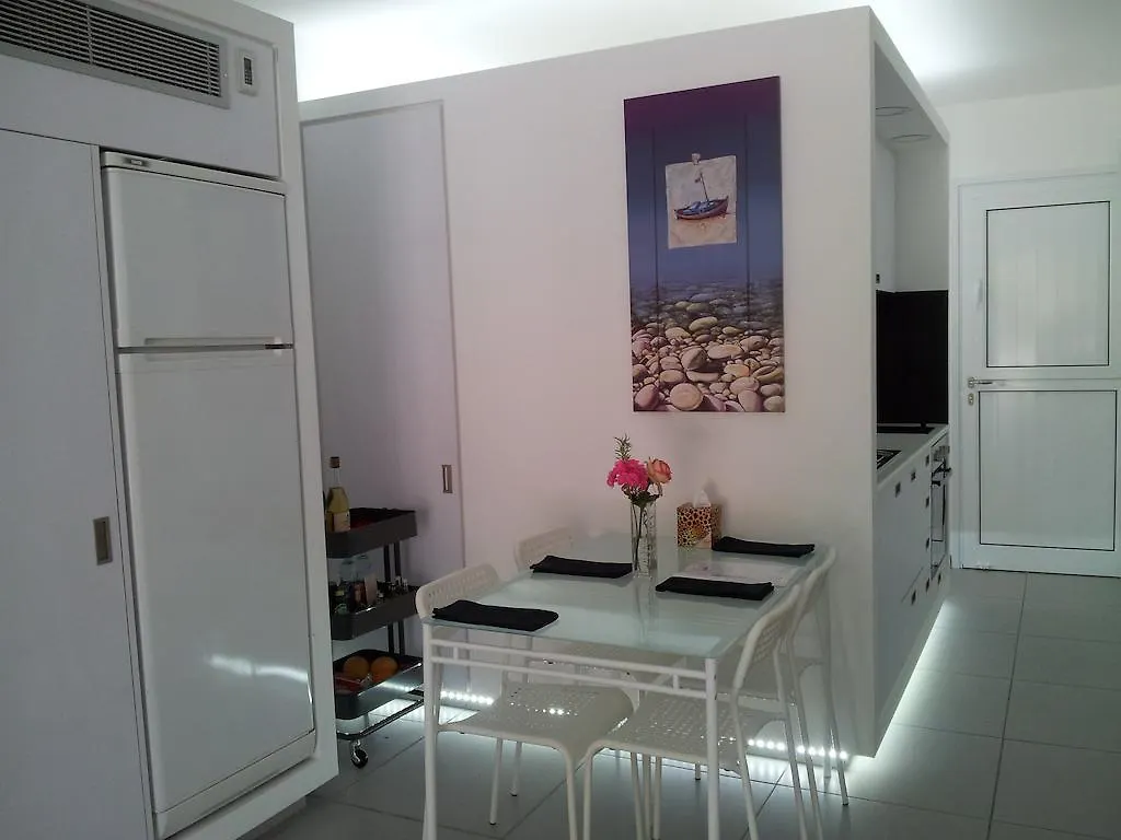 Yialos Holiday Apartments Periwolia Cypr