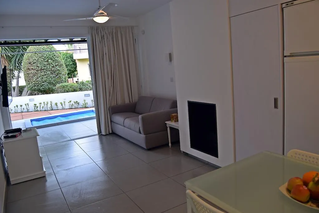 Yialos Holiday Apartments Periwolia Cypr