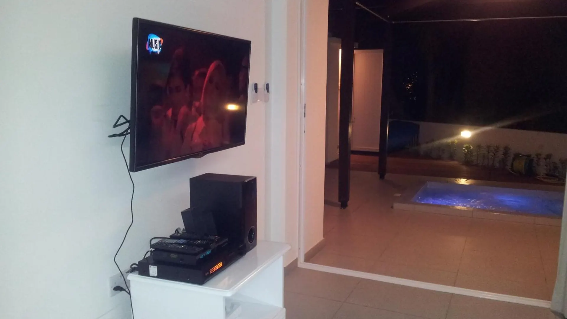 Yialos Holiday Apartments ペルボニア キプロス