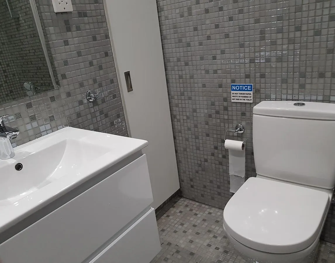 Yialos Holiday Apartments ペルボニア